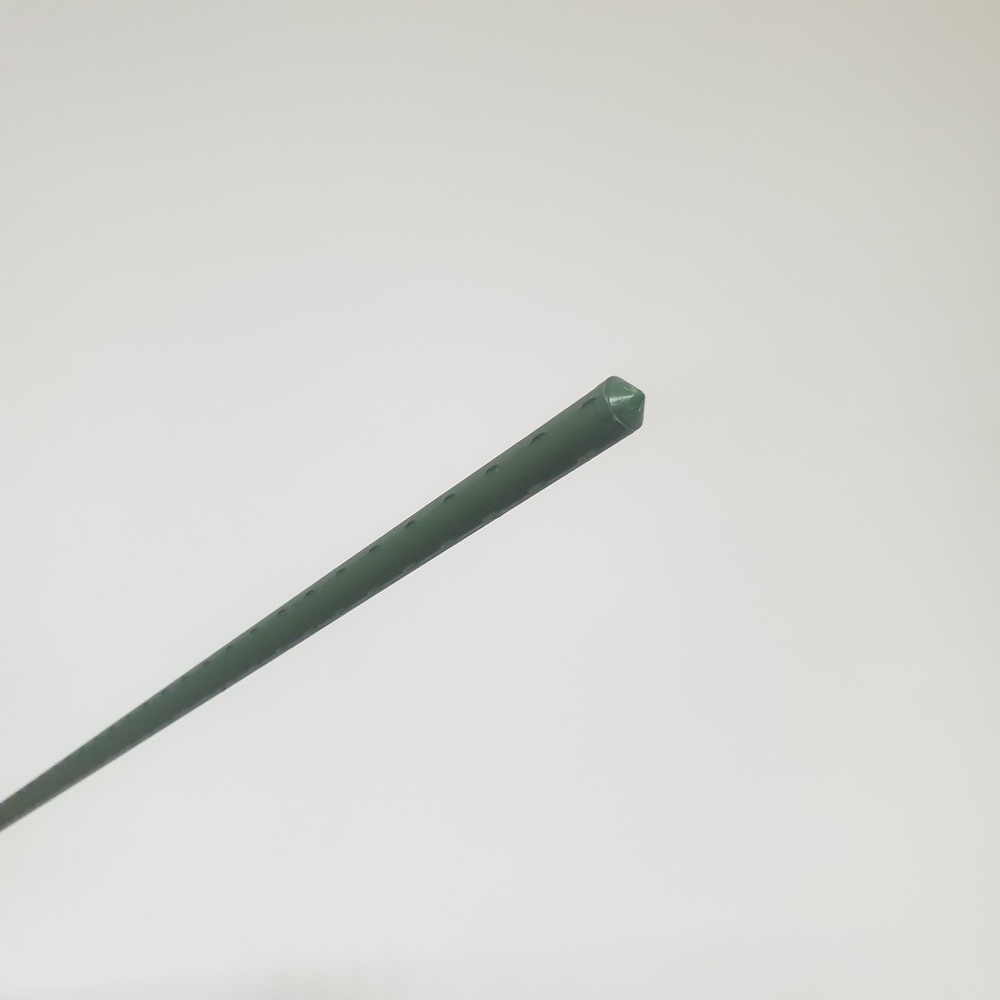 Колышек SBWX-8  2,1м *16мм пластик (Сиб Сад)(100шт)